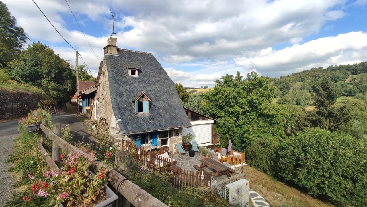Apartamento Le Grenier Du Buronnier Saint-Simon  Exterior foto